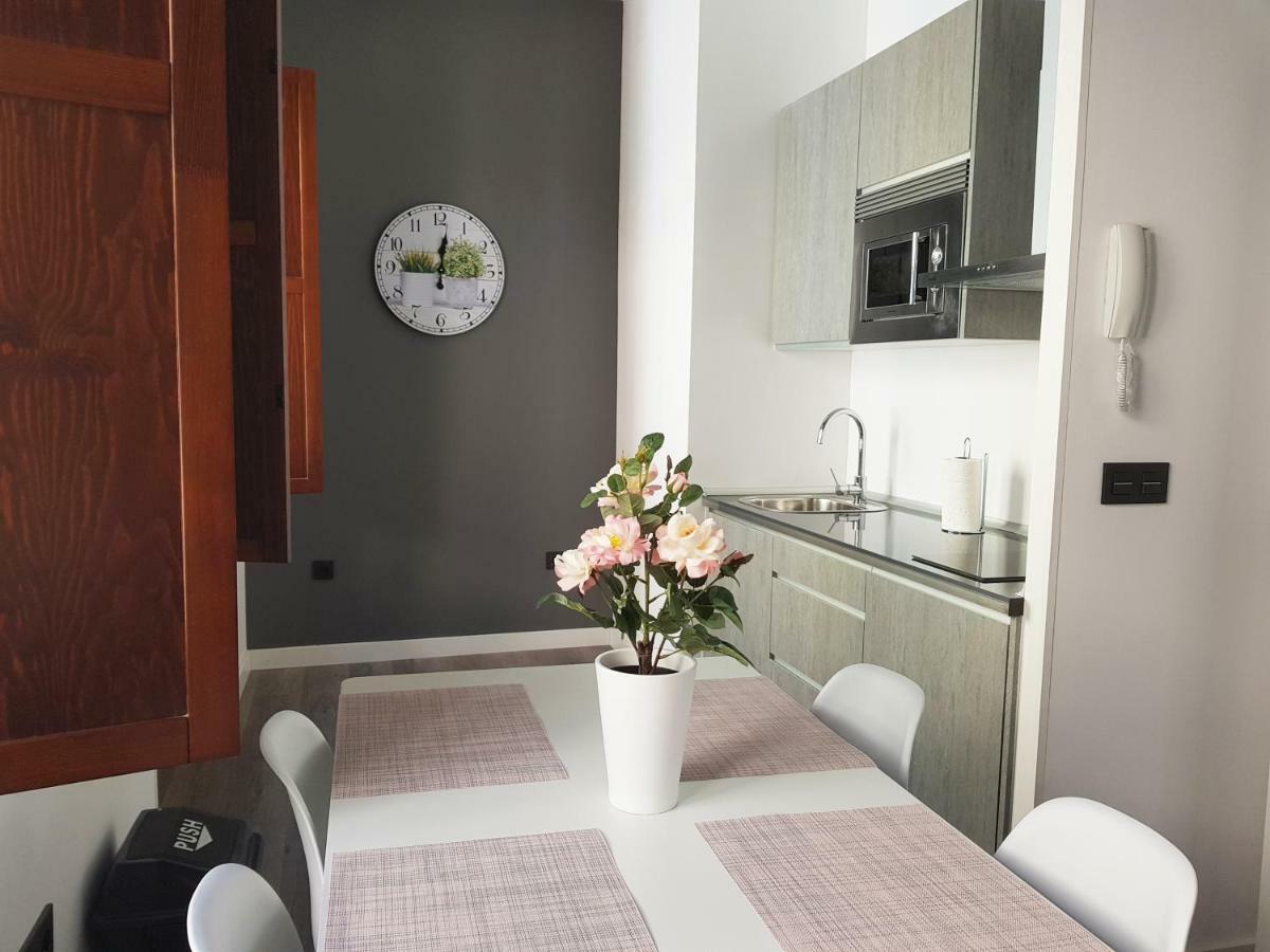 Apartamentos Granada Deluxe 3000 Luaran gambar